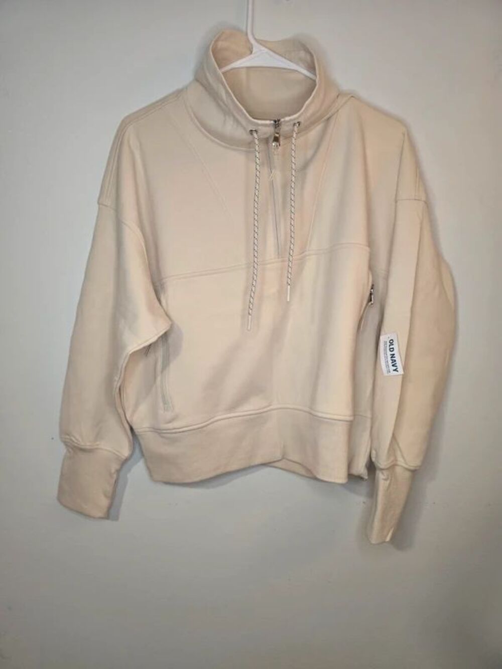 Old Navy Sweatshirt Petite  New With Tags Active wear Dynamic Fleece
